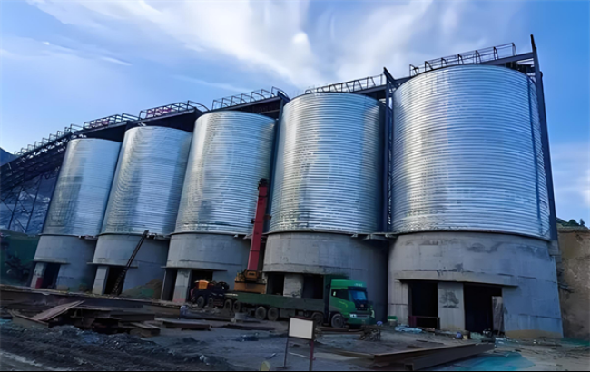 阿克苏螺旋卷板仓施工现场